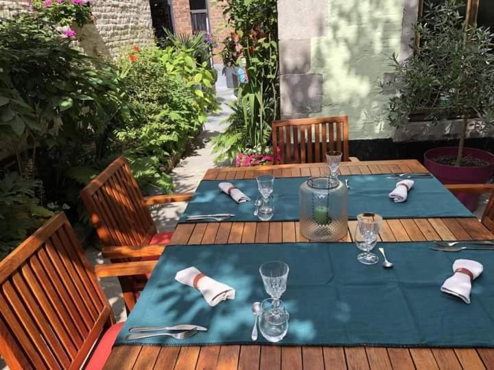 La Couque Cuivree Bed & Breakfast Dinant Bagian luar foto